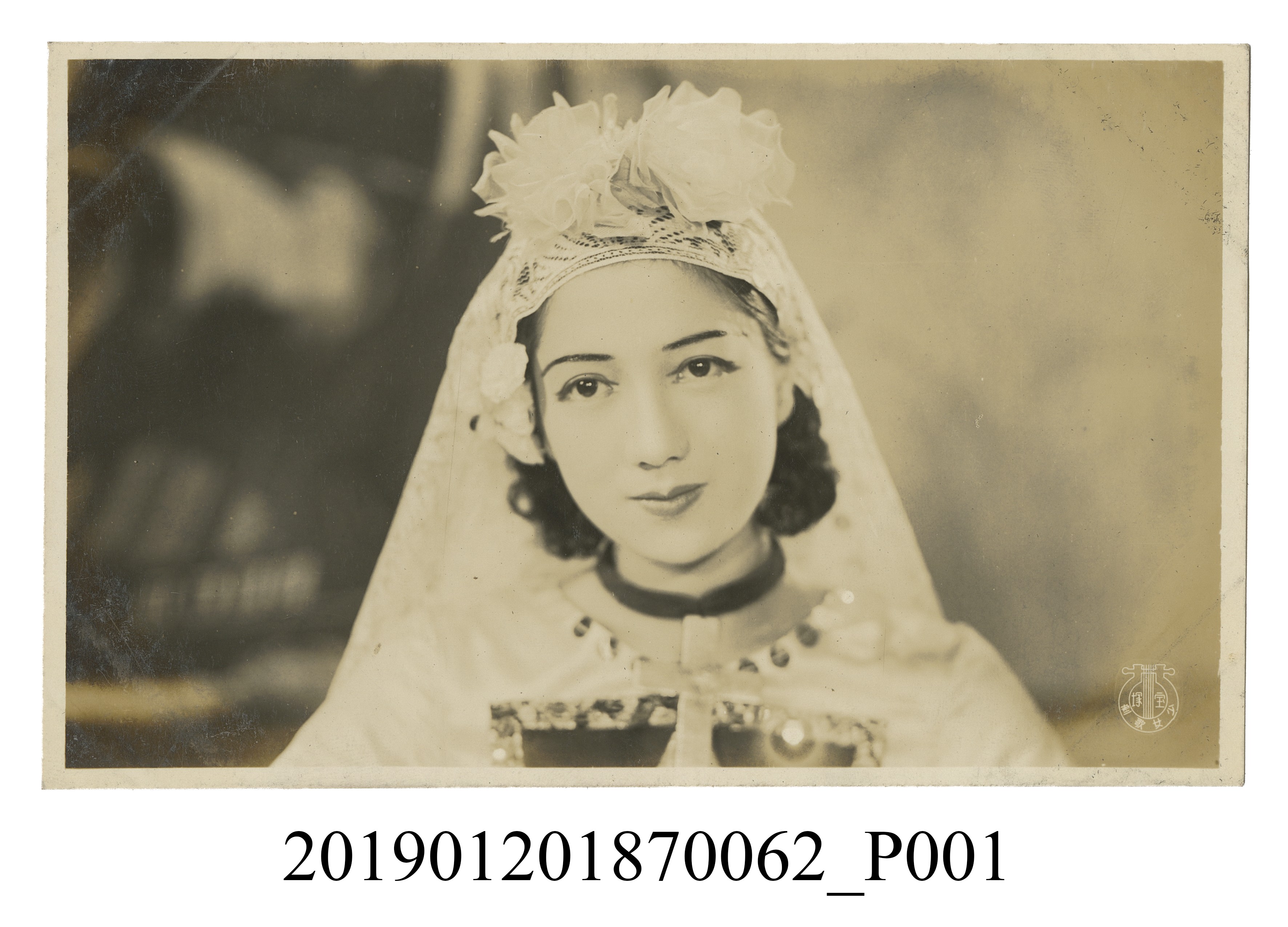 寶塚劇團披頭紗女子劇照 (共5張)