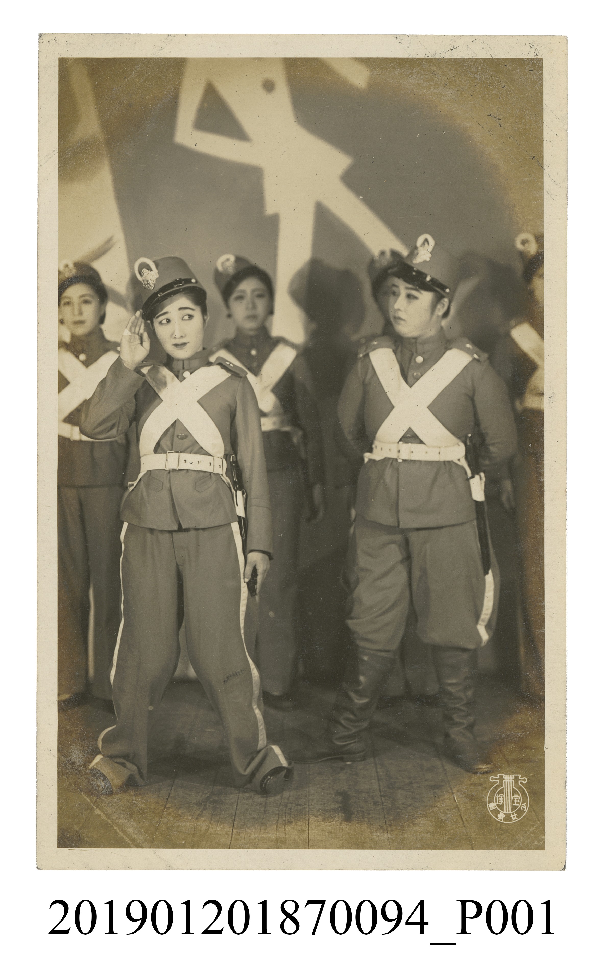 寶塚劇團軍官男子劇照 (共5張)