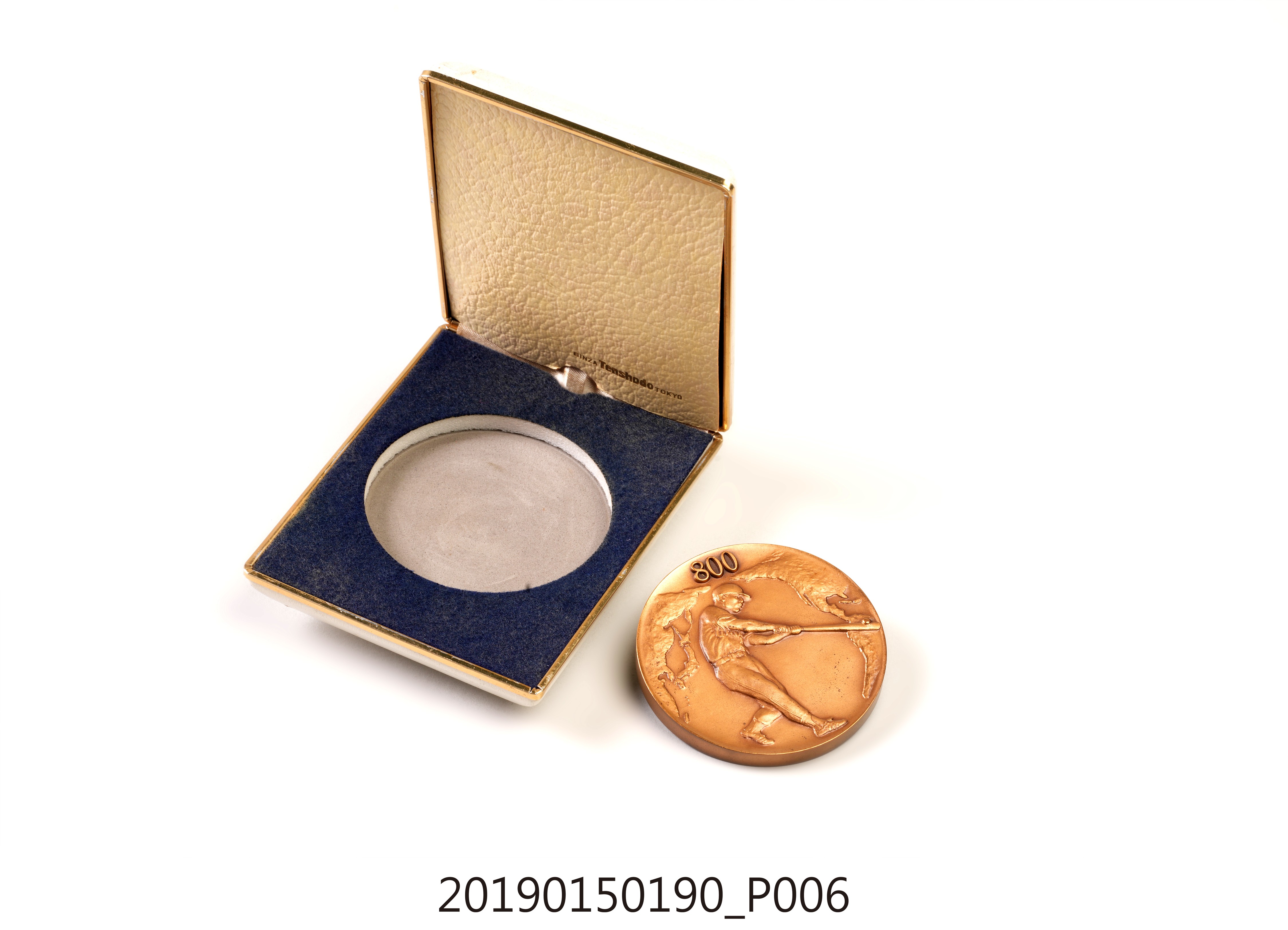 王貞治通算800號全壘打紀念章 (共10張)