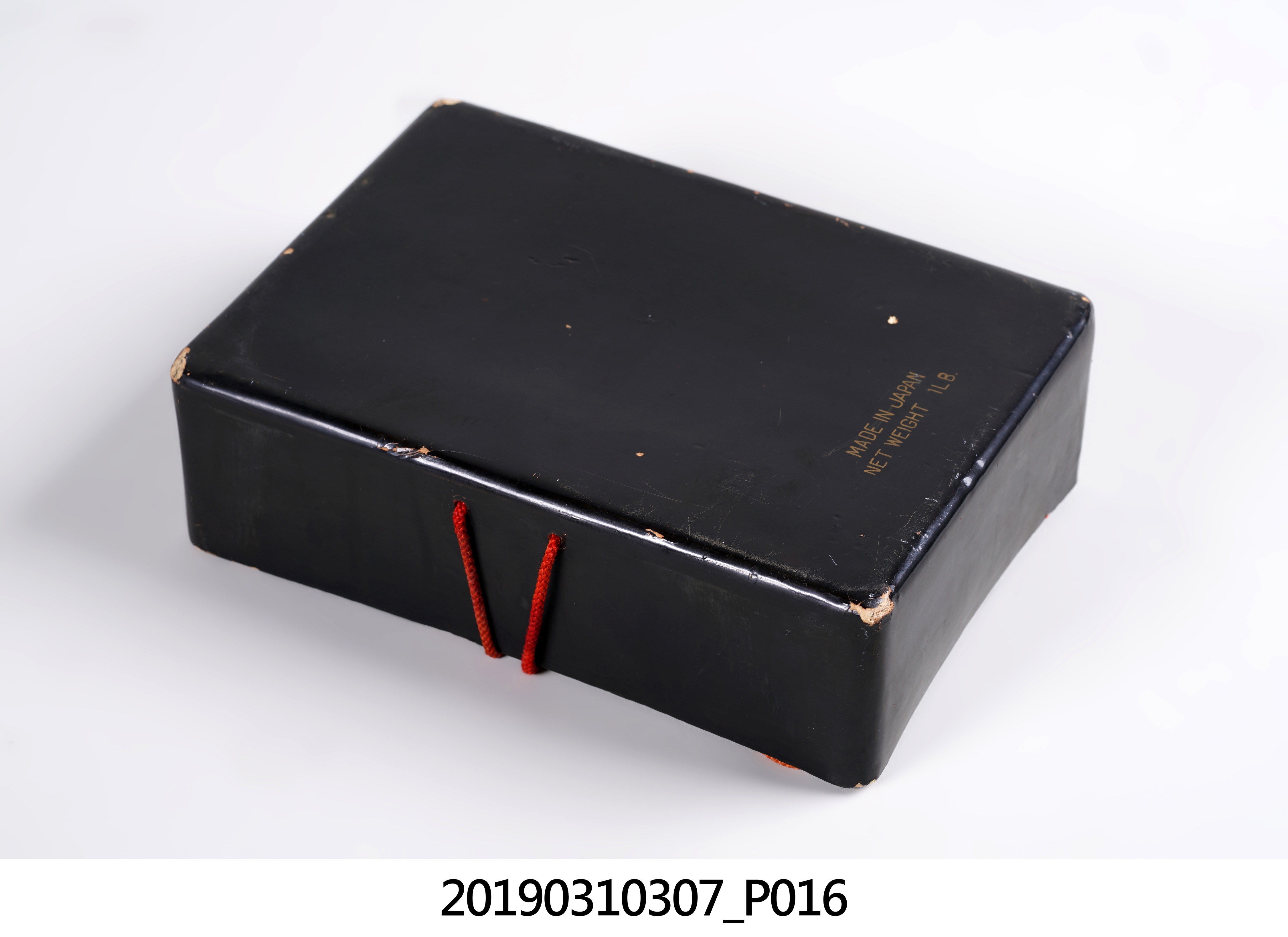 神社山巒造型臺灣紅茶漆器盒 (共11張)