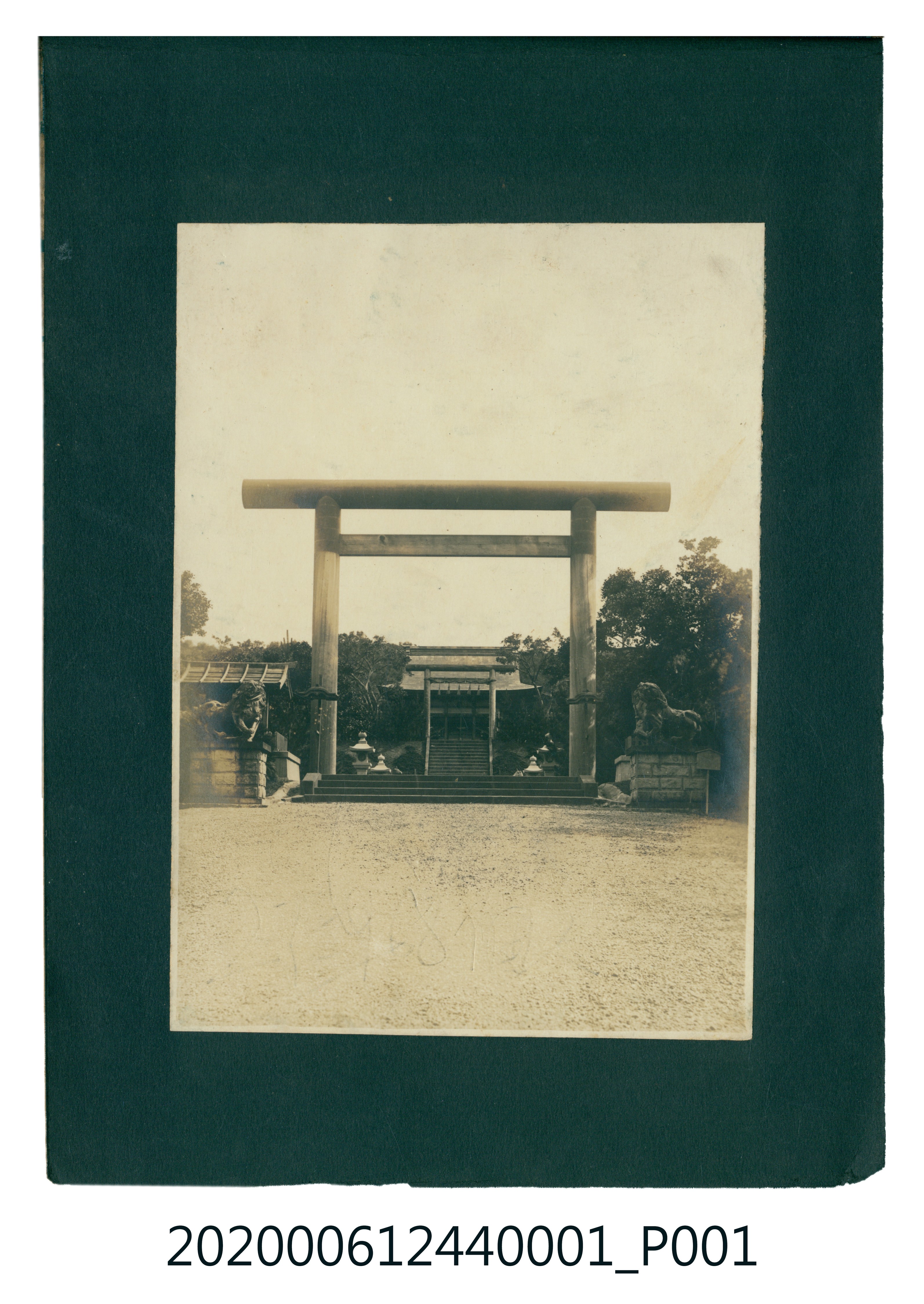 鳥居一景 (共3張)