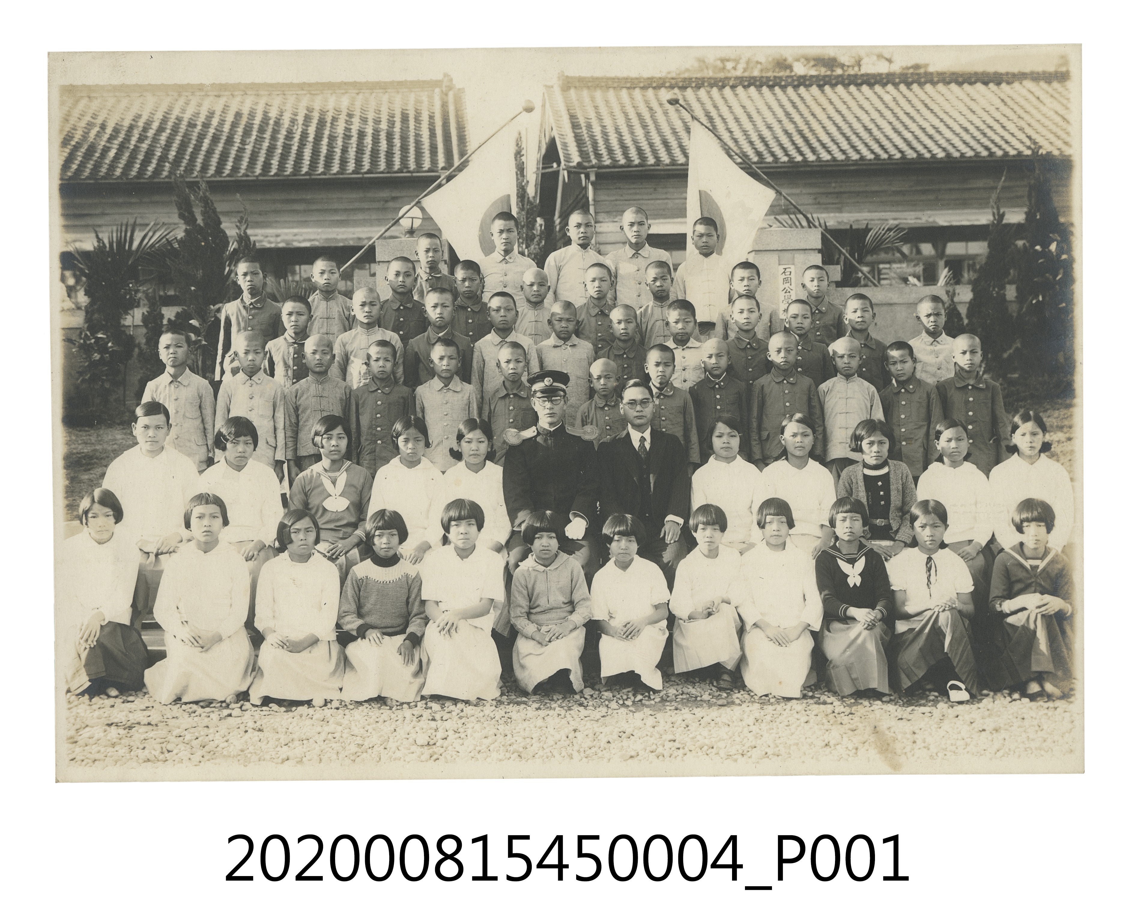 團體照 (共3張)