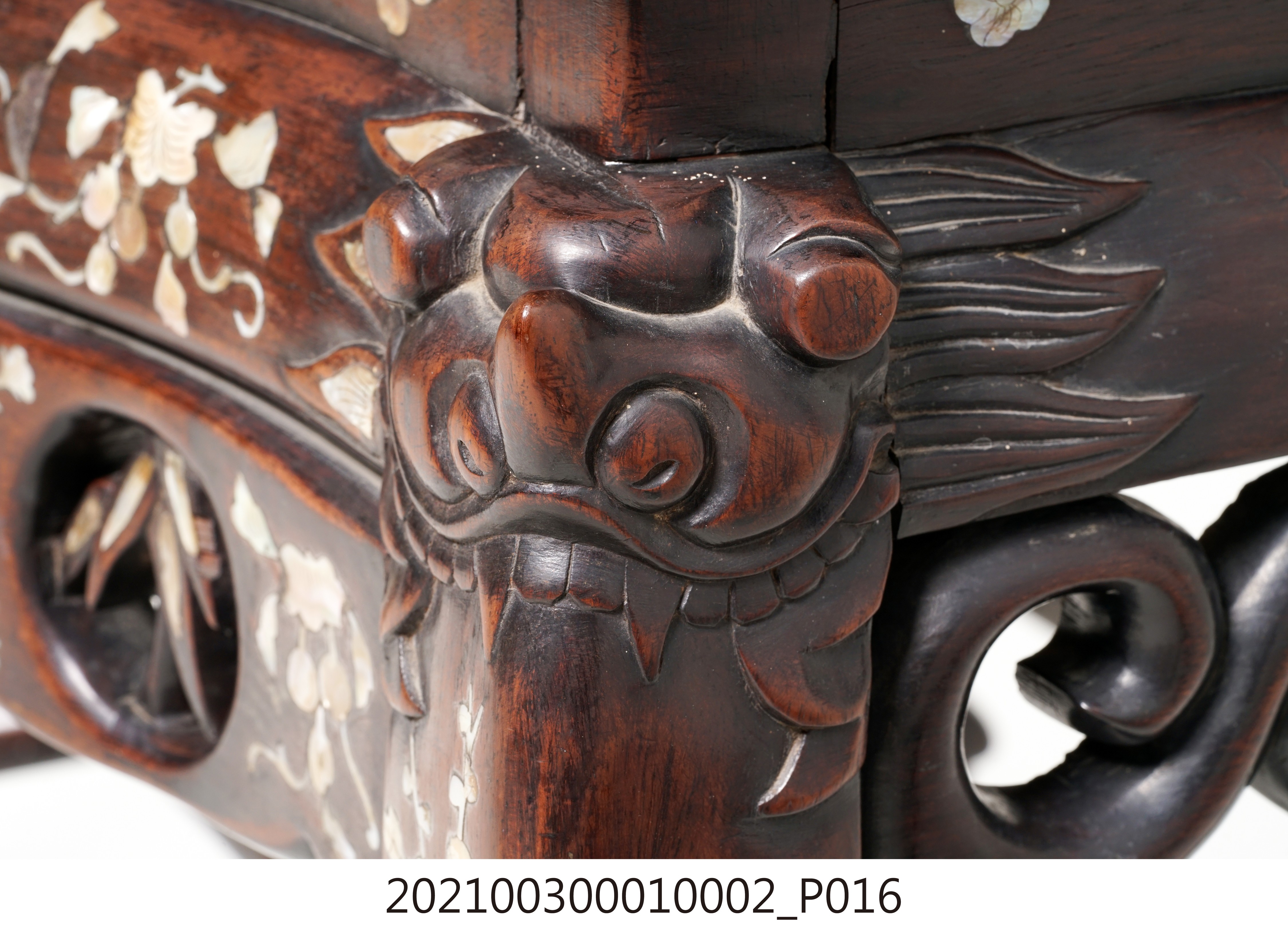 廣式鑲嵌螺鈿扶手椅 (共22張)