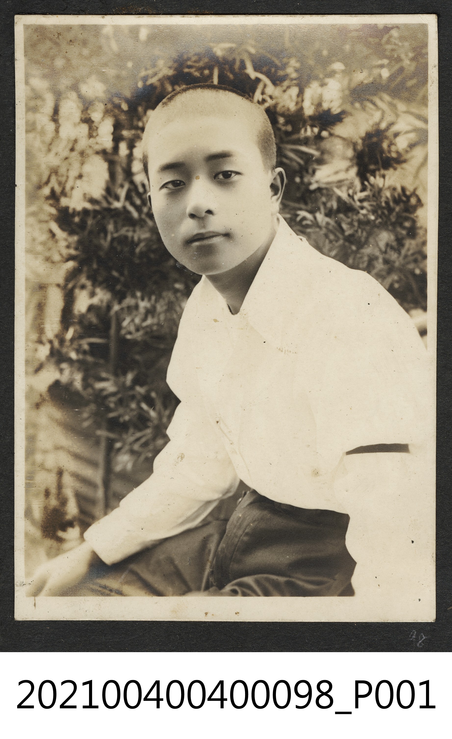 男子照 (共1張)
