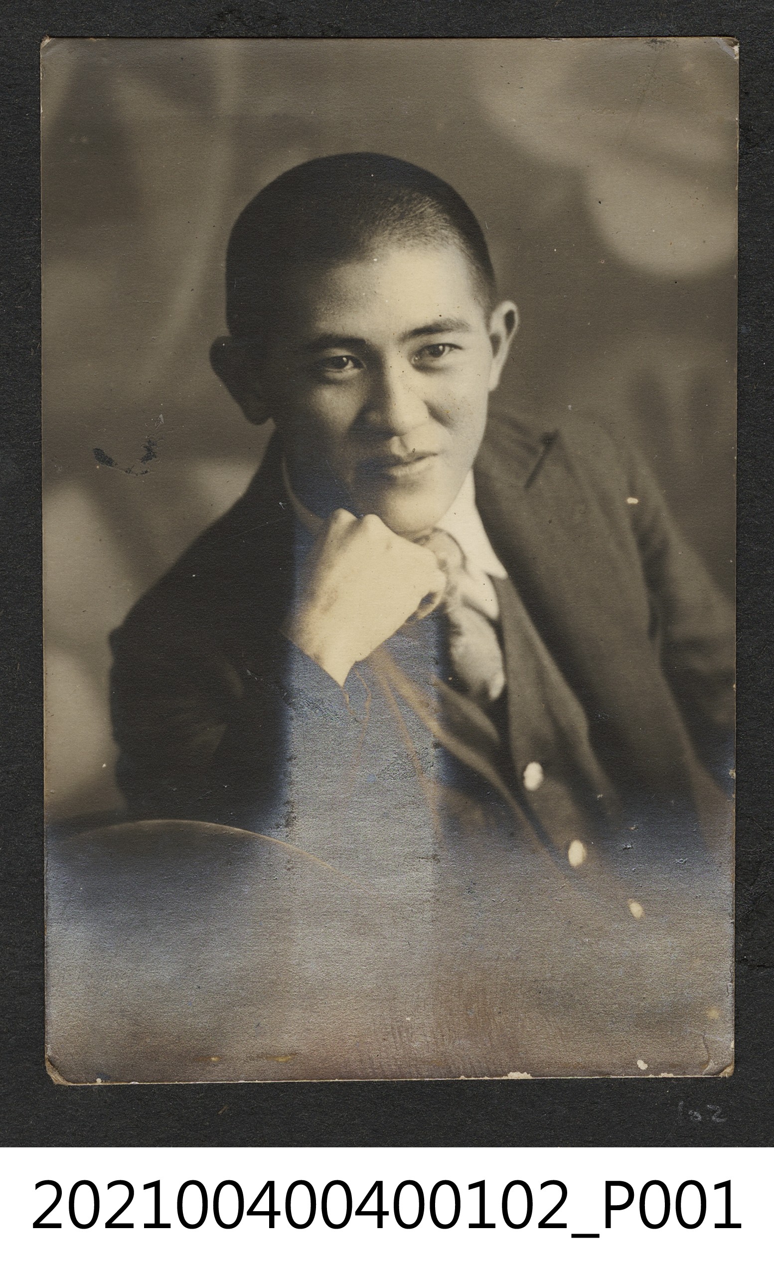 男子照 (共1張)