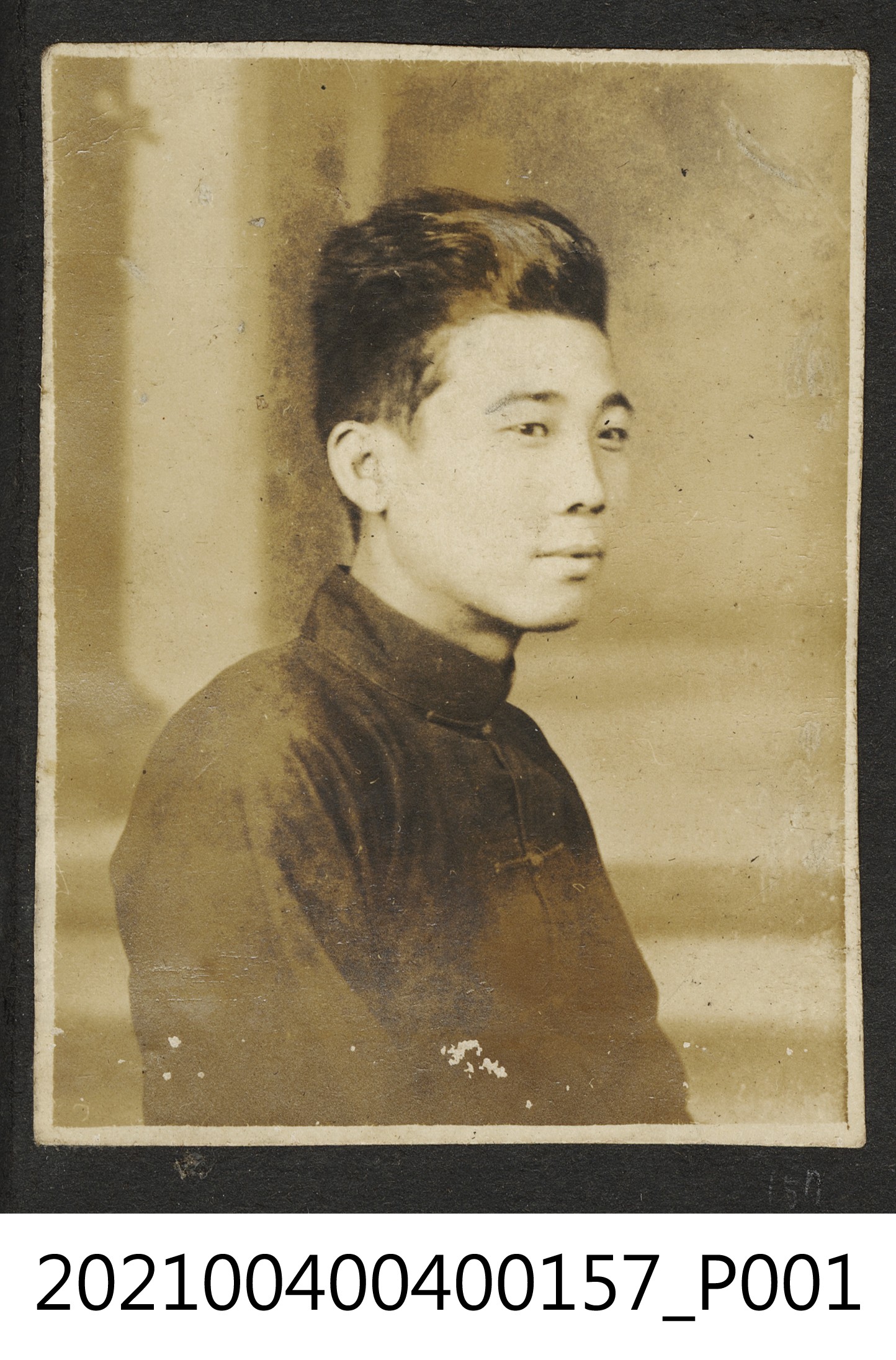 穿漢服男子照 (共1張)