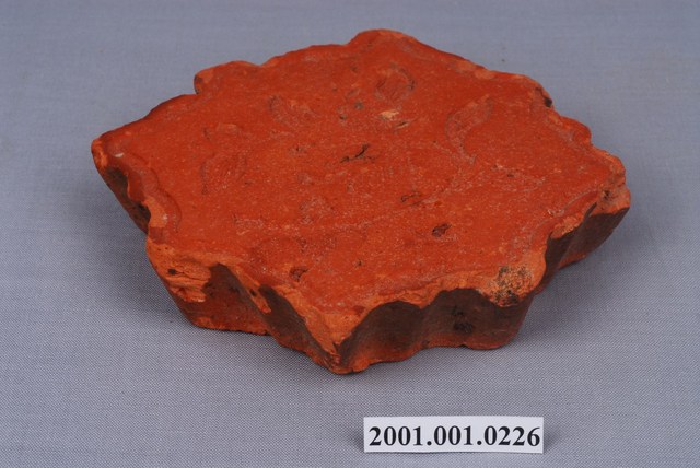 不規則形單面雕佛手紋紅磚燒粿印 (共3張)