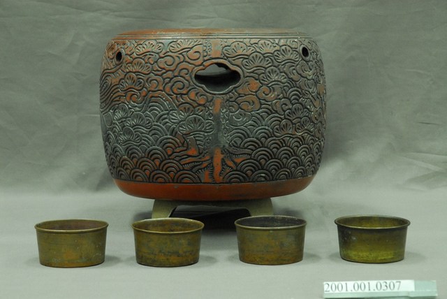 飛天雲紋陶製火缽組 (共2張)