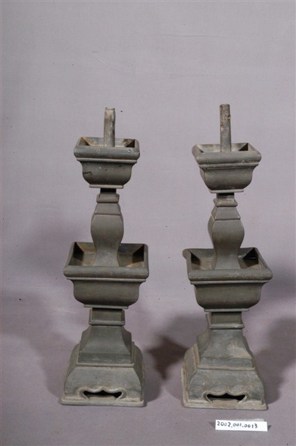 錫製燭臺一對 (共3張)
