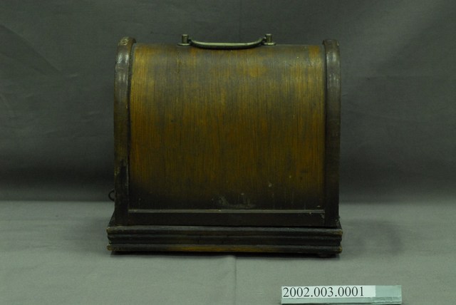 手搖式縫紉車 (共7張)