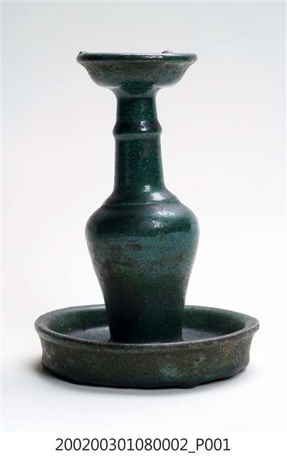 石灣窯綠釉冰裂紋燭臺 (共3張)