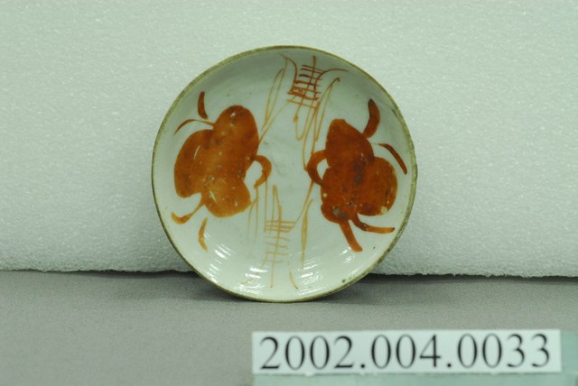 手繪紅釉花卉紋圓碟 (共11張)