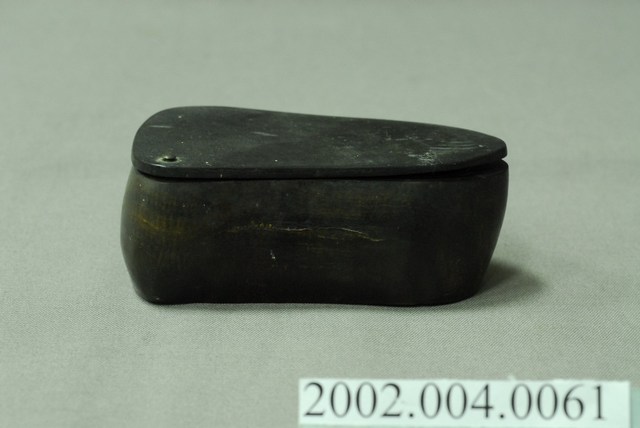 附蓋牛角盒 (共5張)