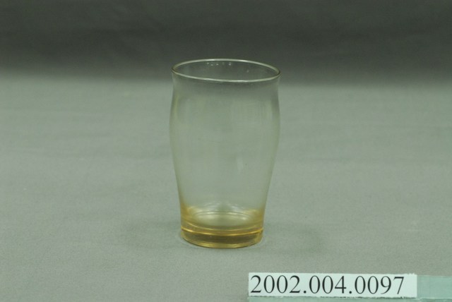 粉色玻璃杯 (共7張)