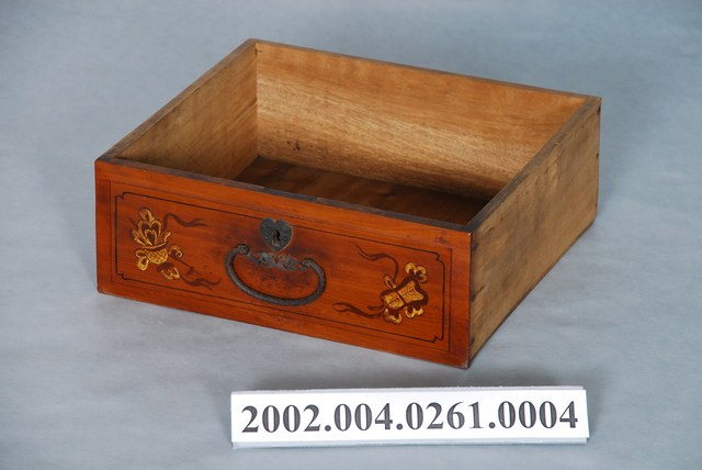 漢和洋風八腳紅眠床眠床櫃左抽屜 (共1張)