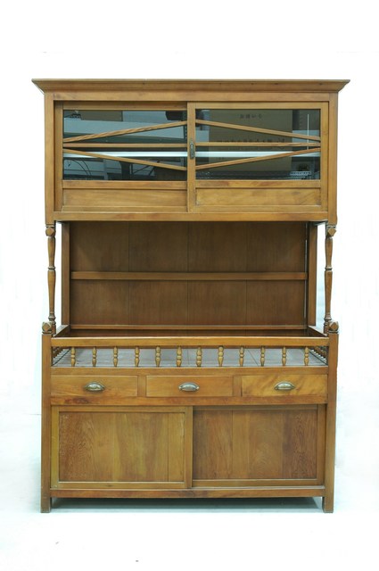 乾漆素面菱格窗菜櫥本體 (共12張)