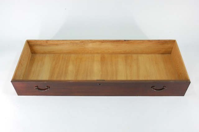 乾漆素面幾何紋合櫥第2層大抽屜 (共5張)