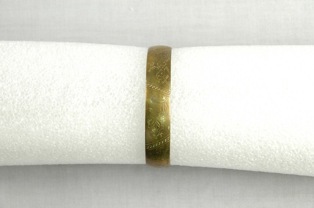 花紋金屬手環 (共7張)