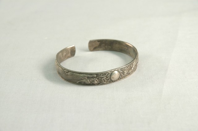 雙龍搶珠金屬手環 (共8張)