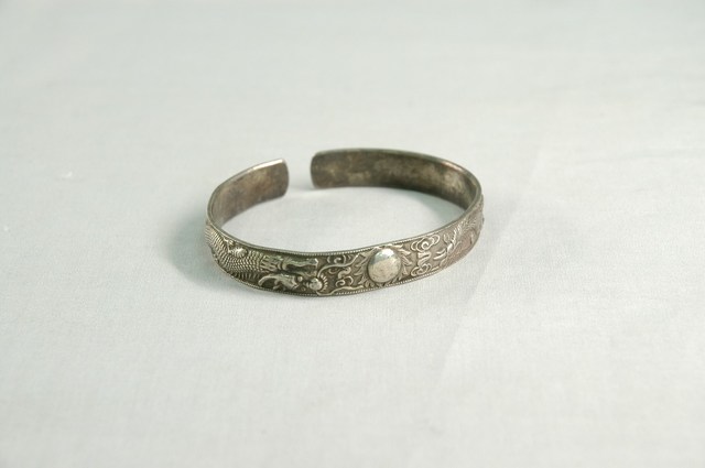 雙龍搶珠金屬手環 (共8張)