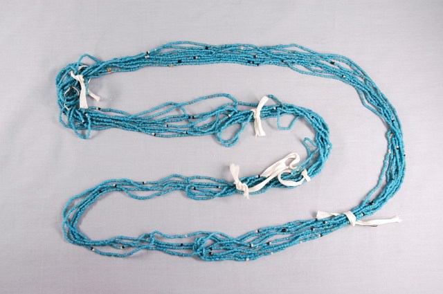 藍串珠鍊 (共8張)