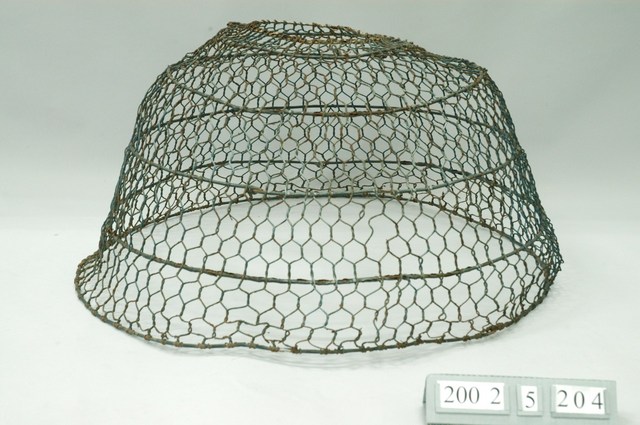 鐵絲雞罩 (共1張)