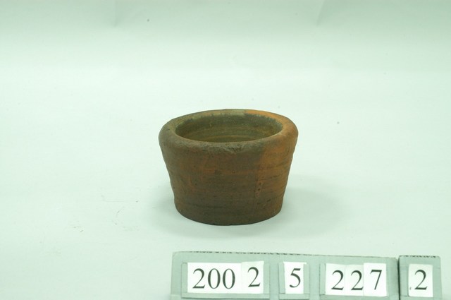 鹽漏底座 (共1張)