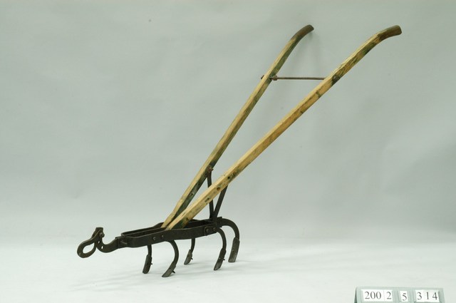 木柄小蜈蚣犁 (共1張)