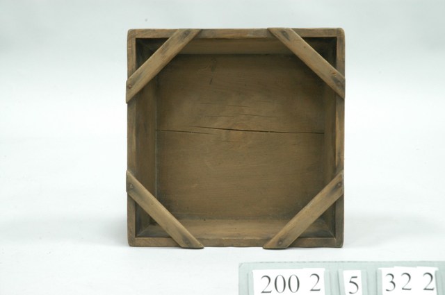 木製方形馬桶 (共1張)