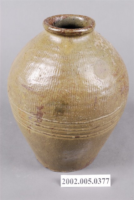 橄欖綠釉壓印紋陶甕 (共2張)