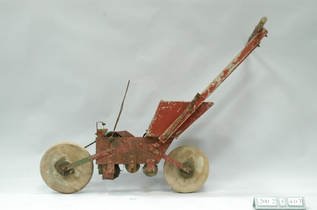 花生播種器 (共1張)