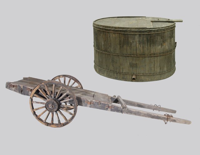 灌溉桶與板車 (共2張)