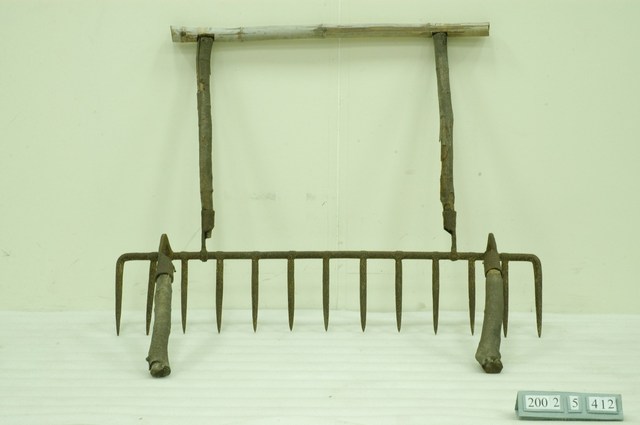 十三齒而字耙 (共1張)