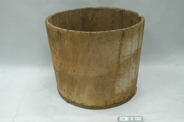 整木雕空米桶 (共1張)