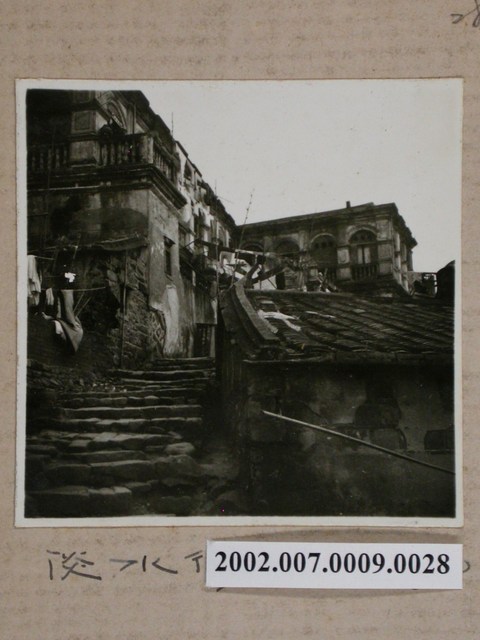 淡水街 (共2張)