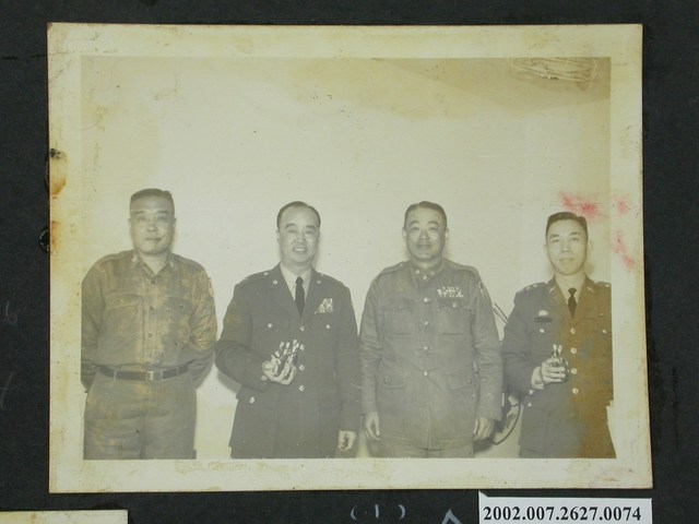 駐美武官盧福寧少將訪問馬祖政委會 (共2張)