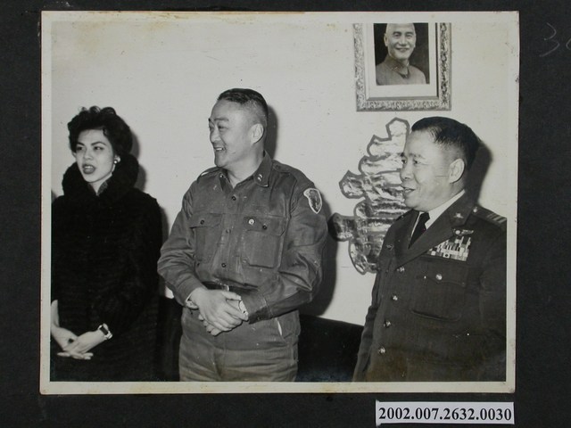 空總勞軍團長董明德中將等前來祝壽 (共2張)