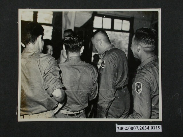 會餐中敘話 (共2張)