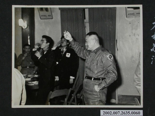 於隊史館設宴招待印尼歸國僑生聯誼會春節前線勞軍團 (共2張)