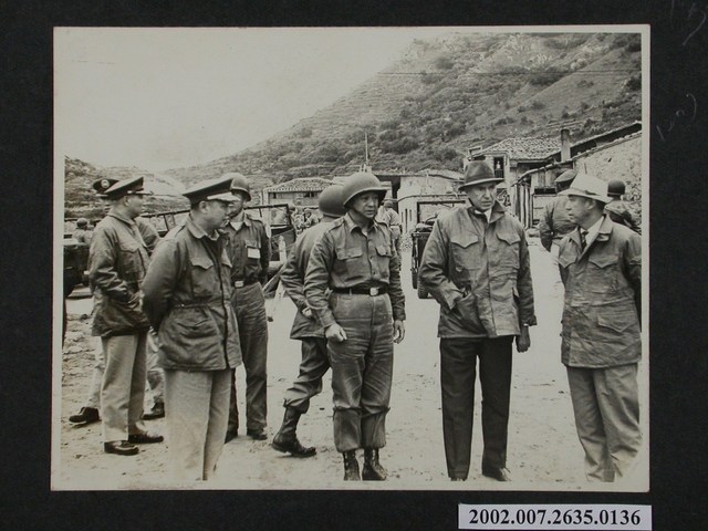 總司令劉安祺上將巡視山隴廣場 (共2張)