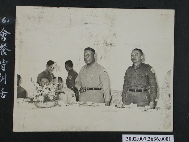 彭指揮官等於會餐時訓話 (共1張)