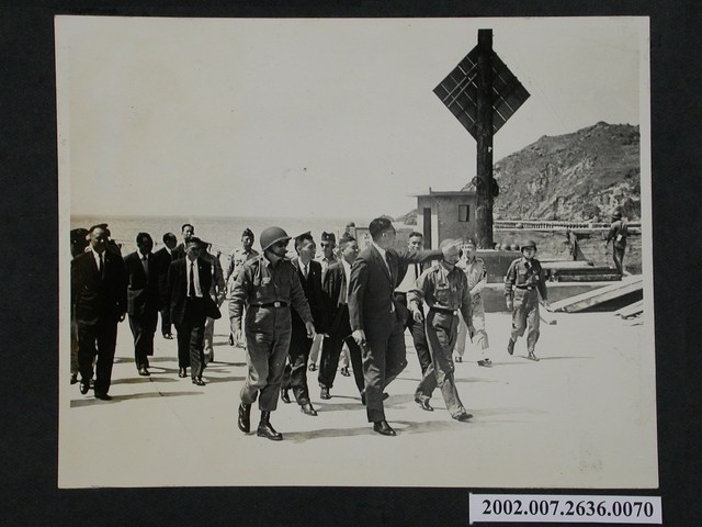 巡視山隴港 (共1張)