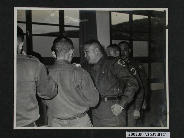 舉杯敬酒 (共1張)