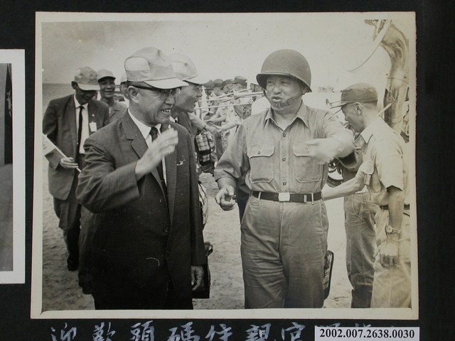 彭指揮官親往碼頭歡迎彰化縣各中等學校勞軍團 (共1張)