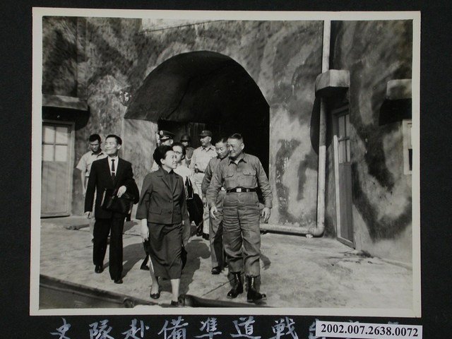 監察院地方巡察委員步出戰道 (共1張)