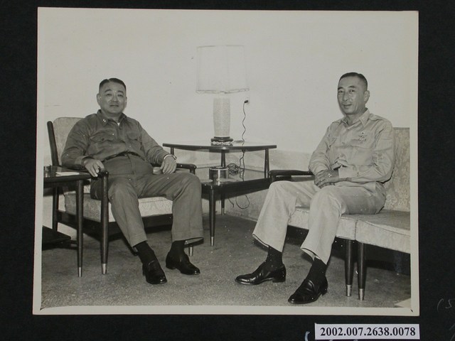 副指揮官安錫九上校調職晉見彭指揮官辭別 (共1張)