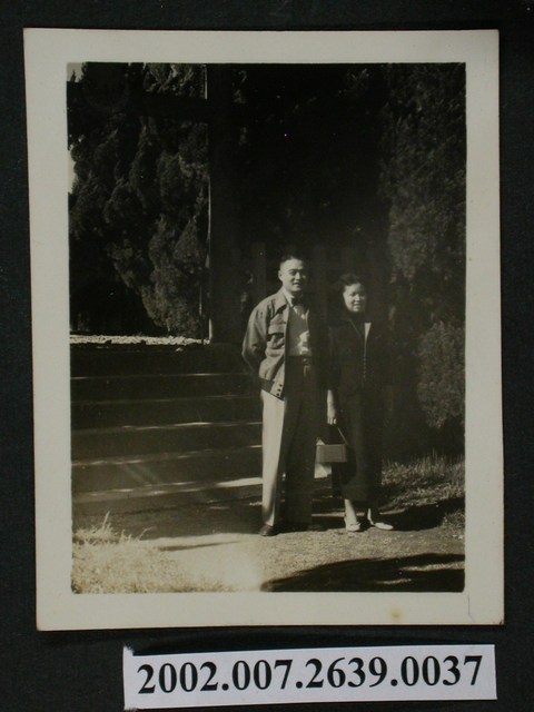 彭啟超夫婦合照 (共1張)