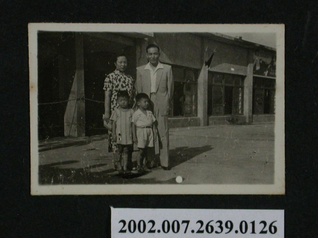 4人合照 (共1張)