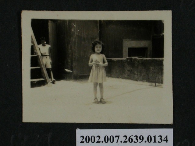 女童獨照 (共1張)