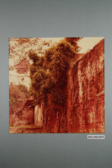 臺南安平古壁一隅 (共1張)